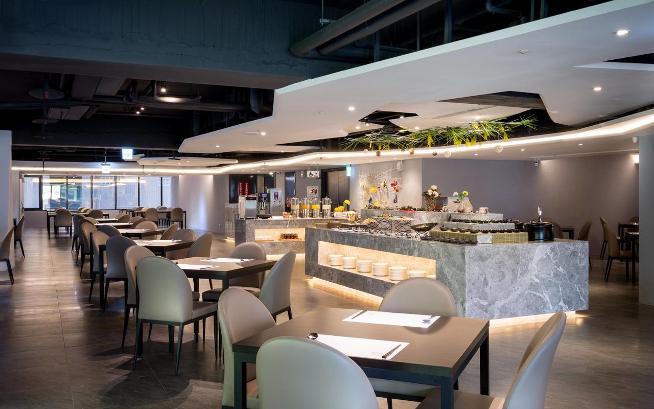 Sun Hao Hotel Taichung Exterior photo